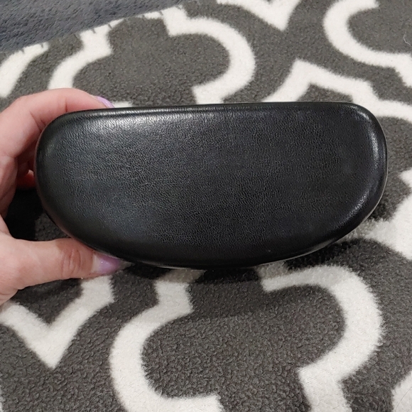 Gucci Black Eyewear Case - Picture 2 of 3